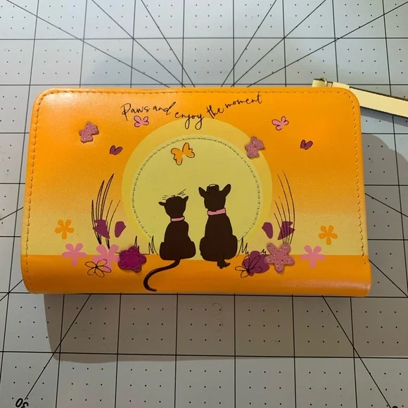 RADLEY LONDON Paws and enjoy the moment Wallet - Picture 1 of 11